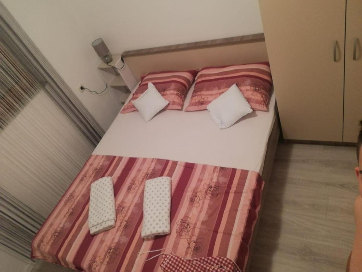 Leo Διαμέρισμα Vir Εξωτερικό φωτογραφία