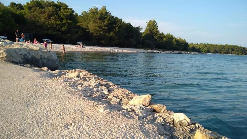 Leo Διαμέρισμα Vir Εξωτερικό φωτογραφία